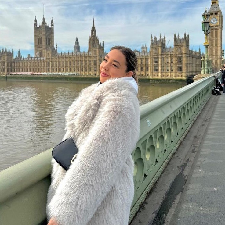 Sofya IcamTravel